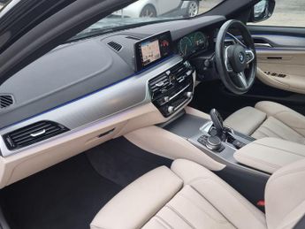 BMW 5 Series 2.0 520d MHT M Sport Auto xDrive Euro 6 (s/s) 4dr