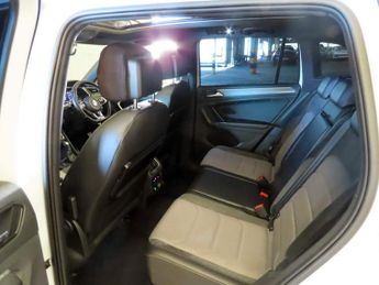 Volkswagen Tiguan 2.0 TDI BlueMotion Tech R-Line DSG 4Motion Euro 6 (s/s) 5dr