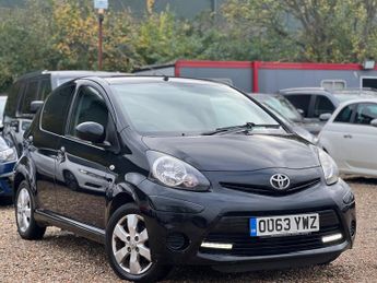 Toyota AYGO 1.0 VVT-i Euro 5 5dr