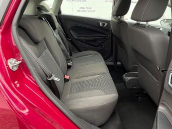 Ford Fiesta 1.0T EcoBoost Zetec Powershift Euro 5 5dr