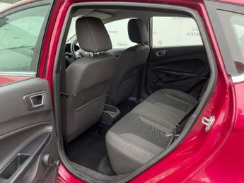 Ford Fiesta 1.0T EcoBoost Zetec Powershift Euro 5 5dr