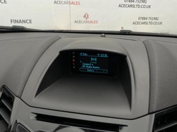 Ford Fiesta 1.0T EcoBoost Zetec Powershift Euro 5 5dr