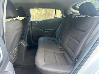 Hyundai IONIQ 1.6 h-GDi SE DCT Euro 6 (s/s) 5dr