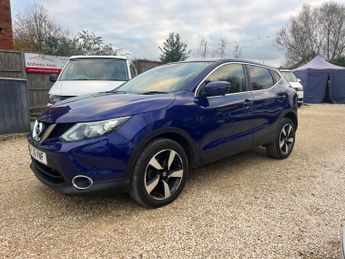 Nissan Qashqai 1.6 dCi N-Connecta XTRON 2WD Euro 6 (s/s) 5dr