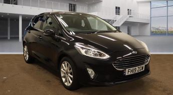 Ford Fiesta 1.0T EcoBoost Titanium Euro 6 (s/s) 5dr