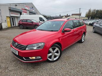 Volkswagen Passat 1.6 TDI BlueMotion Tech SE Euro 5 (s/s) 5dr