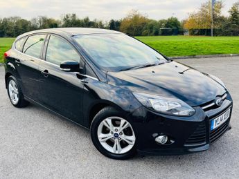 Ford Focus 1.0T EcoBoost Zetec Euro 5 (s/s) 5dr