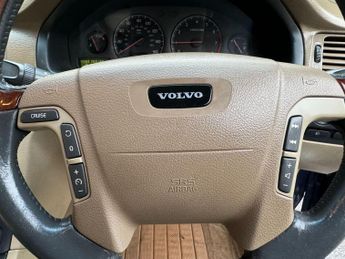 Volvo S80 2.4 SE 4dr