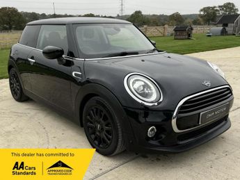 MINI Hatch 1.5 Cooper Classic Steptronic Euro 6 (s/s) 3dr