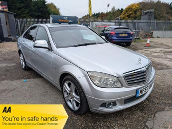 Mercedes C Class 2.1 C220 CDI Elegance Auto Euro 4 4dr