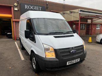 Ford Transit 2.2 TDCi 330 RWD L1 H2 3dr