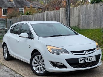 Vauxhall Astra 1.6i Elite Euro 6 5dr