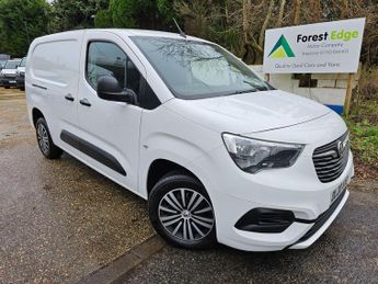 Vauxhall Combo 1.5 Turbo D 2300 Sportive L2 H1 Euro 6 (s/s) 4dr