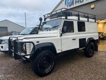 Land Rover Defender 2.5 TD5 Hard Top SUV MWB