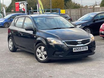 Kia Ceed 1.6 CRDi 1 Euro 4 (s/s) 5dr