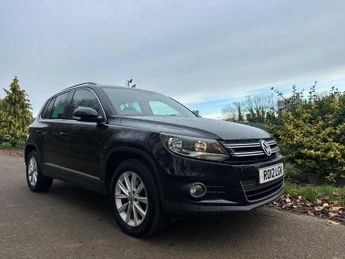 Volkswagen Tiguan 2.0 TDI BlueMotion Tech SE 4WD Euro 5 (s/s) 5dr