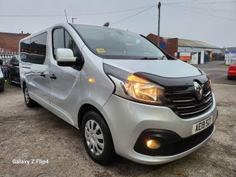 Renault Trafic 1.6 dCi 29 Sport Nav LWB Euro 6 5dr (9 Seat)