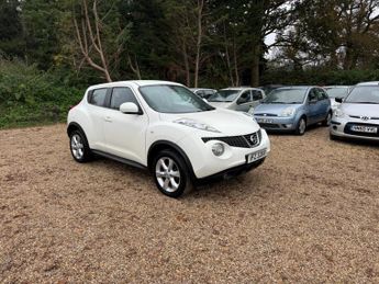 Nissan Juke 1.6 Acenta Euro 5 (s/s) 5dr