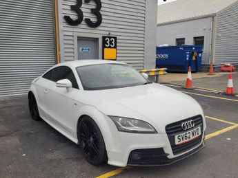 Audi TT 2.0 TFSI Black Edition Euro 5 (s/s) 3dr