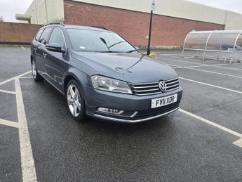 Volkswagen Passat 1.6 TDI BlueMotion Tech SE Euro 5 (s/s) 5dr