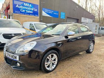 Alfa Romeo Giulietta 2.0 JTDM-2 Distinctive Euro 5 (s/s) 5dr