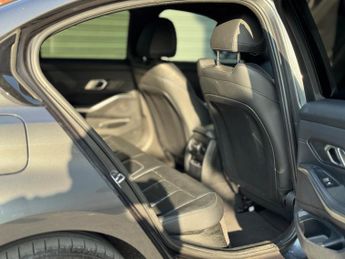 BMW 3 Series 2.0 330e 12kWh M Sport Auto Euro 6 (s/s) 4dr