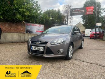 Ford Focus 1.0T EcoBoost Titanium Euro 5 (s/s) 5dr