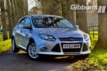 Ford Focus 1.6 Titanium Powershift Euro 5 5dr