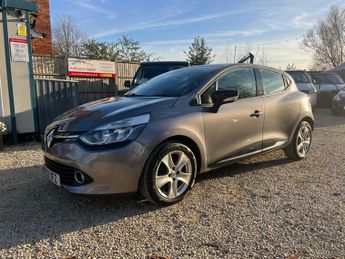 Renault Clio 1.2 16V Dynamique MediaNav Euro 5 5dr