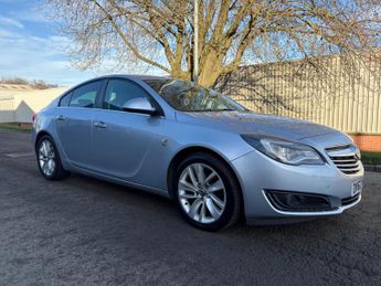 Vauxhall Insignia 1.8 16V SRi Nav Euro 5 5dr