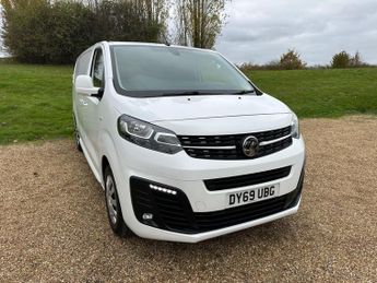 Vauxhall Vivaro 1.5 Turbo D 2900 Sportive L2 H1 Euro 6 (s/s) 5dr