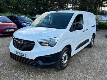 Vauxhall Combo 1.5 Turbo D 2300 Dynamic L2 H1 Euro 6 4dr