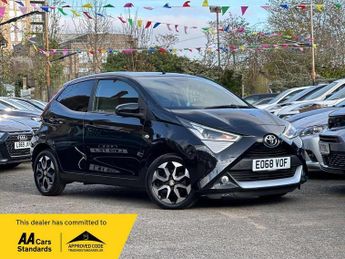 Toyota AYGO 1.0 VVT-i x-plore x-shift Euro 6 5dr