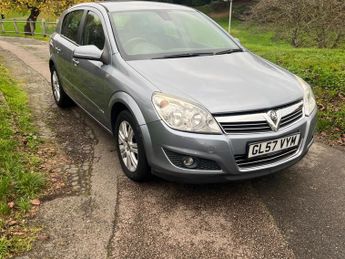 Vauxhall Astra 1.8i 16v Design 5dr