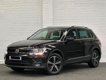 Volkswagen Tiguan 2.0 TDI BlueMotion Tech SE Navigation DSG 4Motion Euro 6 (s/s) 5