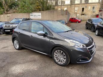 Peugeot 208 1.2 PureTech Signature Euro 6 (s/s) 5dr