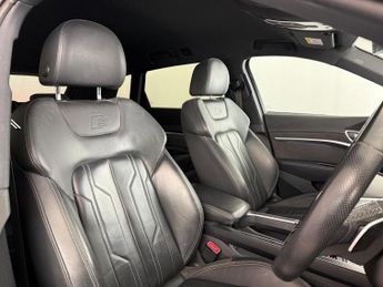Audi e-tron 55 Black Edition Auto quattro 5dr 95kWh