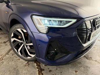 Audi e-tron 55 Black Edition Auto quattro 5dr 95kWh