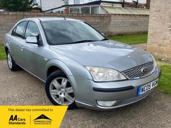 Ford Mondeo 2.0 Ghia 5dr