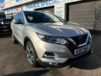 Nissan Qashqai 1.2 DIG-T N-Connecta XTRON Euro 6 (s/s) 5dr