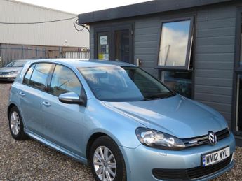 Volkswagen Golf TDi 1.6 TDI BlueMotion Euro 5 (s/s) 5dr