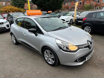 Renault Clio 1.5 dCi Dynamique MediaNav Euro 5 (s/s) 5dr