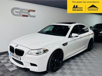 BMW M5 4.4 V8 DCT Euro 6 (s/s) 4dr