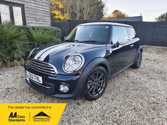 MINI Hatch 1.6 Cooper Auto Euro 5 3dr