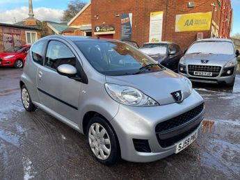 Peugeot 107 1.0 12V Urban 2 Tronic Euro 4 3dr