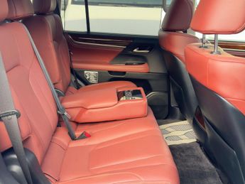 Lexus LX LX570 5.7 V8 Automatic 4X4 8 seats