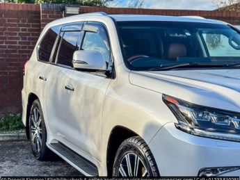 Lexus LX LX570 5.7 V8 Automatic 4X4 8 seats