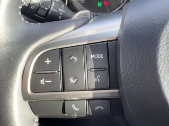 Lexus LX LX570 5.7 V8 Automatic 4X4 8 seats