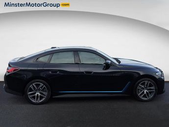 BMW i4 EDRIVE40 SPORT