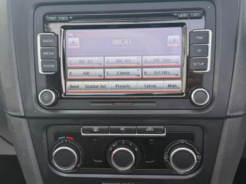 Volkswagen Golf 1.6 TDI SE DSG Euro 5 5dr